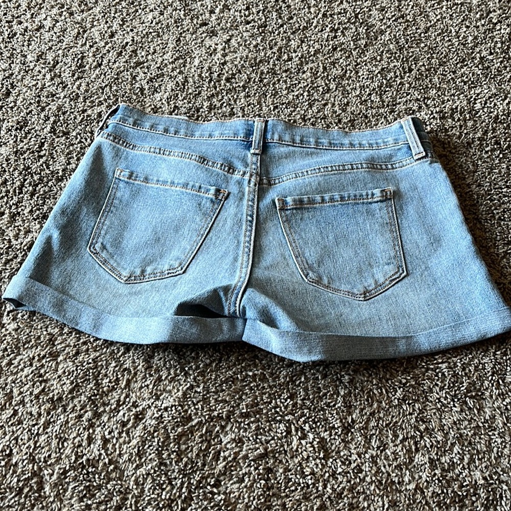 Women’s, old navy, size 4, Jean shorts